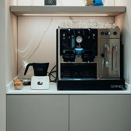 Nocleg ze śniadaniem Central Suites 3*