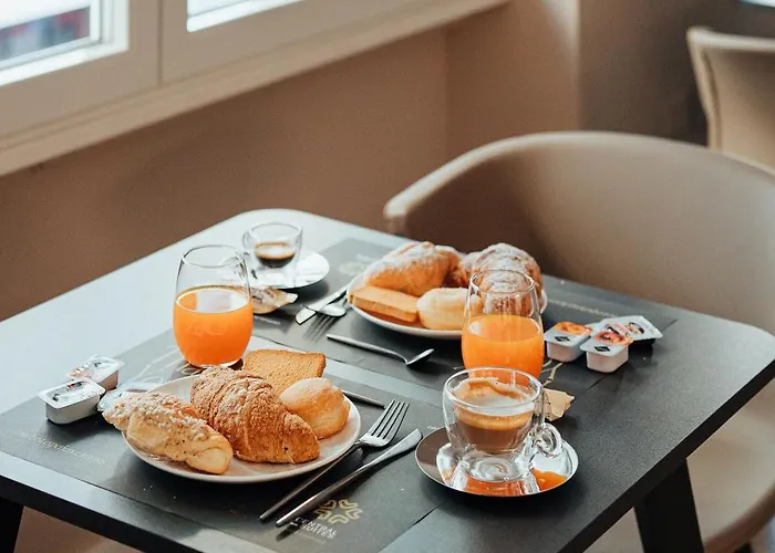 Bed & Breakfast Central Suites 3*